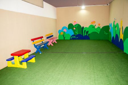 Casa de condomínio à venda com 140m², 3 quartos e 4 vagasEspaço kids