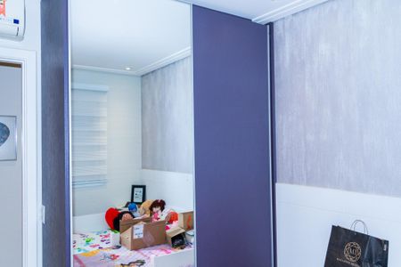 Casa de condomínio à venda com 140m², 3 quartos e 4 vagasSuíte