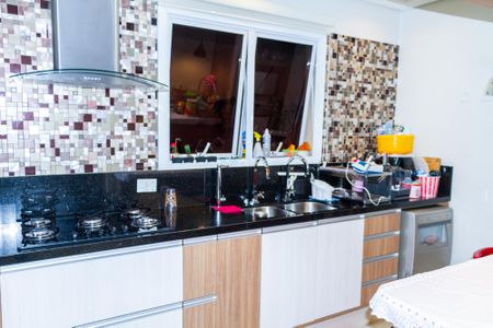 Casa de condomínio à venda com 140m², 3 quartos e 4 vagasCozinha
