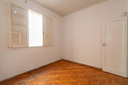 Casa para alugar com 340m², 6 quartos e 1 vaga Casa para alugar com 340m², 6 quartos e 1 vagaQuarto 4