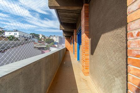 Casa para alugar com 340m², 6 quartos e 1 vaga Casa para alugar com 340m², 6 quartos e 1 vagaCorredor