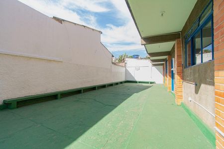 Casa para alugar com 340m², 6 quartos e 1 vaga Casa para alugar com 340m², 6 quartos e 1 vagaÁrea externa