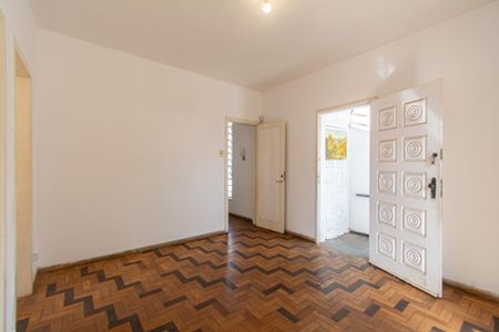 Casa para alugar com 340m², 6 quartos e 1 vaga Casa para alugar com 340m², 6 quartos e 1 vagaSala 1