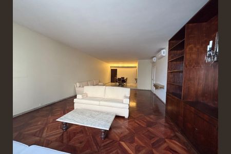 Apartamento à venda com 210m², 3 quartos e 1 vagaSala