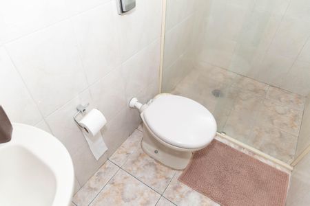 Casa à venda com 300m², 3 quartos e 3 vagas Casa à venda com 300m², 3 quartos e 3 vagasBanheiro da Suíte 1