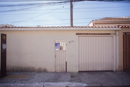 Casa à venda com 256m², 5 quartos e 4 vagasFachada/Placa