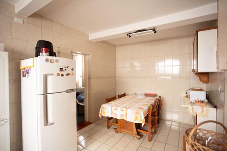 Casa à venda com 256m², 5 quartos e 4 vagasCasa 2 - Cozinha