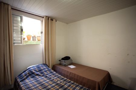 Casa à venda com 256m², 5 quartos e 4 vagasCasa 2 - Quarto