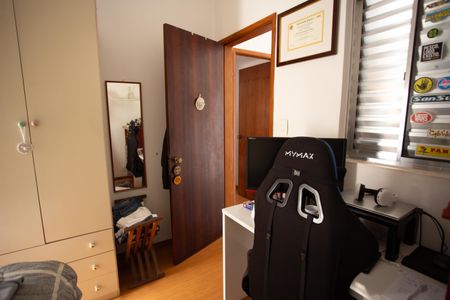 Casa à venda com 256m², 5 quartos e 4 vagasQUARTO 1