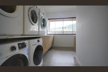 Studio para alugar com 32m², 1 quarto e 1 vagaLavanderia