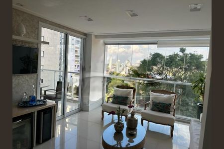 Apartamento à venda com 3 quartos, 230m² em Vila Mariana, São Paulo