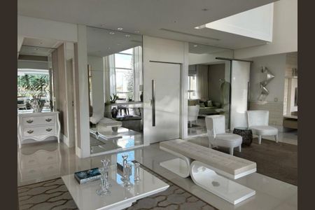 Apartamento à venda com 230m², 3 quartos e 4 vagas