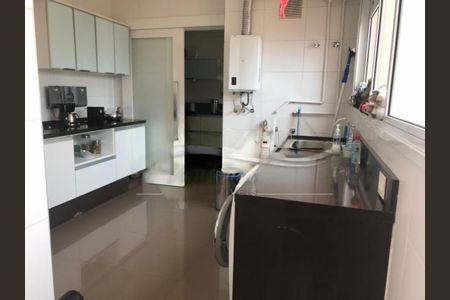 Apartamento à venda com 230m², 3 quartos e 4 vagas