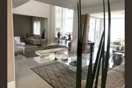 Apartamento à venda com 3 quartos, 230m² em Vila Mariana, São Paulo