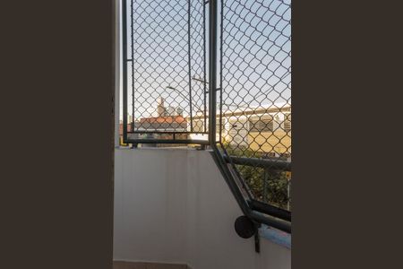 Apartamento para alugar com 65m², 2 quartos e 1 vagaVaranda