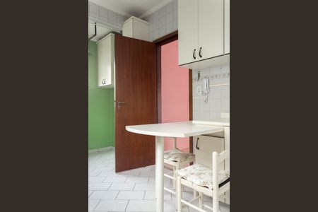 Apartamento para alugar com 65m², 2 quartos e 1 vagaCozinha