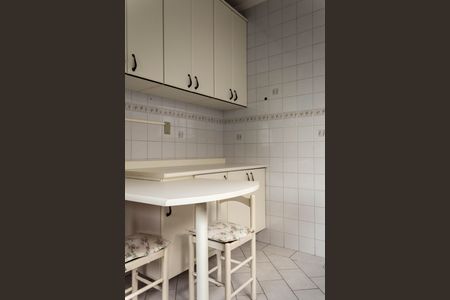 Apartamento para alugar com 65m², 2 quartos e 1 vagaCozinha