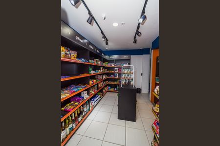 Apartamento à venda com 76m², 2 quartos e 1 vagaÁrea comum -Mercadinho