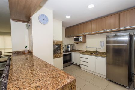 Apartamento à venda com 76m², 2 quartos e 1 vagaÁrea comum - Salão de festas 2