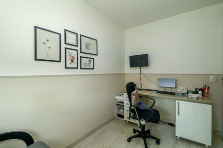 Apartamento à venda com 76m², 2 quartos e 1 vagaQuarto 2