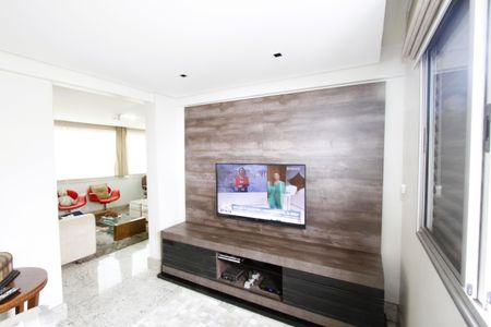 Apartamento à venda com 170m², 4 quartos e 3 vagasQuarto 2