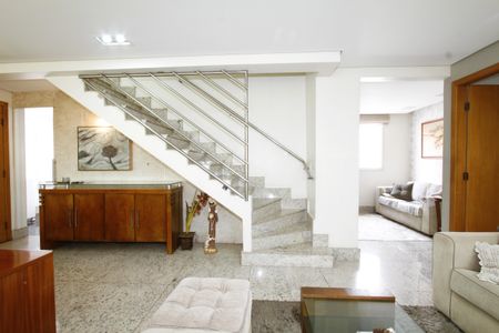 Apartamento à venda com 170m², 4 quartos e 3 vagasDetalhe Sala