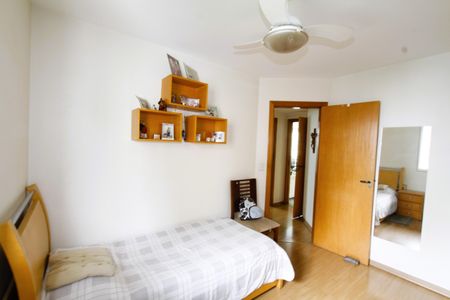 Apartamento à venda com 170m², 4 quartos e 3 vagasQuarto 1