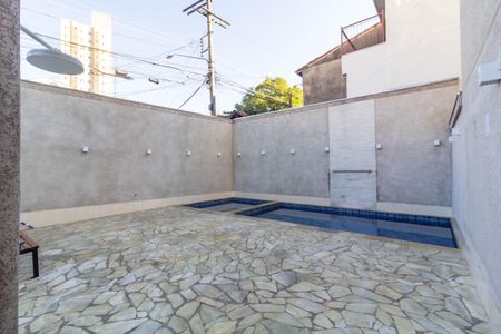 Apartamento à venda com 40m², 2 quartos e sem vagaÁrea comum - Piscina