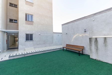 Apartamento à venda com 40m², 2 quartos e sem vagaÁrea comum