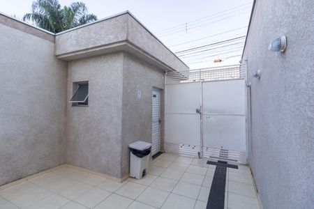 Apartamento à venda com 40m², 2 quartos e sem vagaÁrea comum