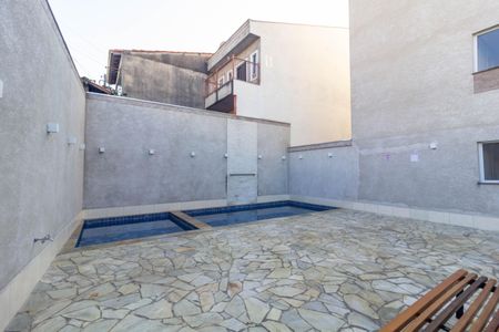Apartamento à venda com 40m², 2 quartos e sem vagaÁrea comum - Piscina