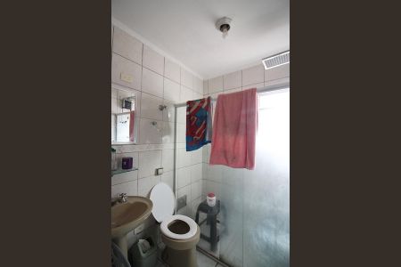 Casa à venda com 173m², 2 quartos e 2 vagasBanheiro Social