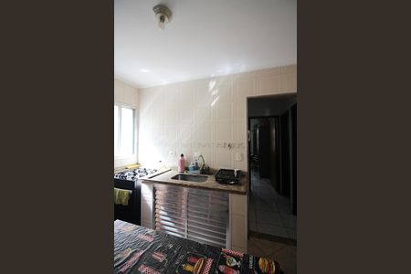 Casa à venda com 173m², 2 quartos e 2 vagasCozinha