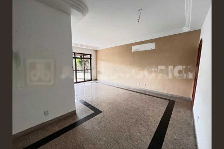 Apartamento à venda com 117m², 3 quartos e 2 vagas