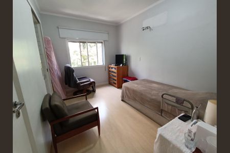 Apartamento à venda com 224m², 3 quartos e 4 vagasSuíte 2
