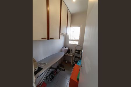 Apartamento à venda com 224m², 3 quartos e 4 vagasQuarto de Serviço