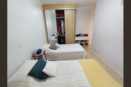 Apartamento à venda com 224m², 3 quartos e 4 vagasSuíte 1