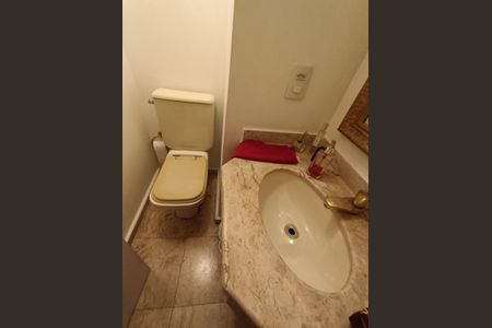 Apartamento à venda com 224m², 3 quartos e 4 vagasLavabo