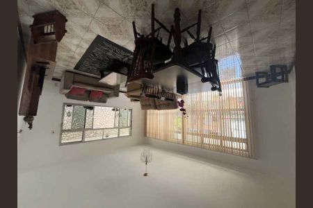 Casa de condomínio à venda com 210m², 3 quartos e 3 vagas