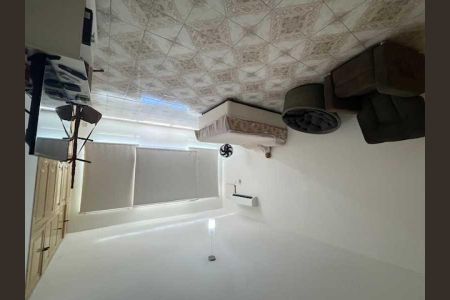 Casa de condomínio à venda com 210m², 3 quartos e 3 vagas