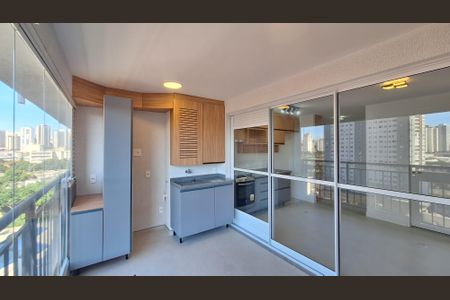 Apartamento à venda com 54m², 2 quartos e 1 vaga Apartamento à venda com 54m², 2 quartos e 1 vagaVaranda