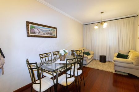 Apartamento à venda com 73m², 2 quartos e 1 vagaSala