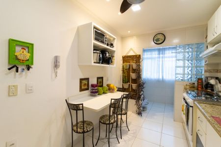 Apartamento à venda com 73m², 2 quartos e 1 vagaCozinha