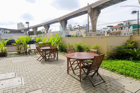 Apartamento à venda com 44m², 2 quartos e 1 vagaÁrea comum - Praça