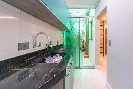 Casa à venda com 215m², 3 quartos e 4 vagas Casa à venda com 215m², 3 quartos e 4 vagasÁrea de Serviço