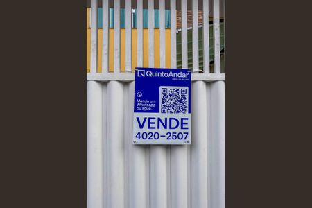 Casa à venda com 215m², 3 quartos e 4 vagas Casa à venda com 215m², 3 quartos e 4 vagasPlaca