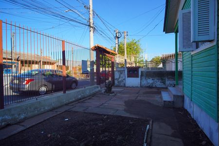 Casa à venda com 200m², 2 quartos e 2 vagasPátio