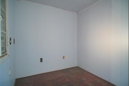 Casa à venda com 200m², 2 quartos e 2 vagasCasa fundo