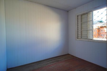 Casa à venda com 200m², 2 quartos e 2 vagasCasa fundo