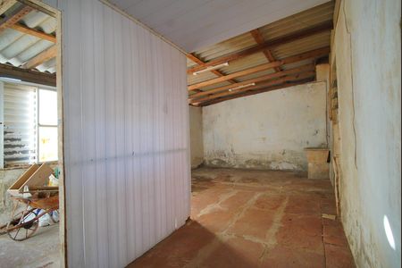 Casa à venda com 200m², 2 quartos e 2 vagasÁrea de serviço
